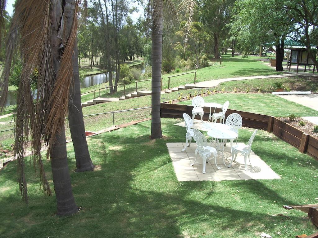 Park House Motor Inn Oakey ภายนอก รูปภาพ