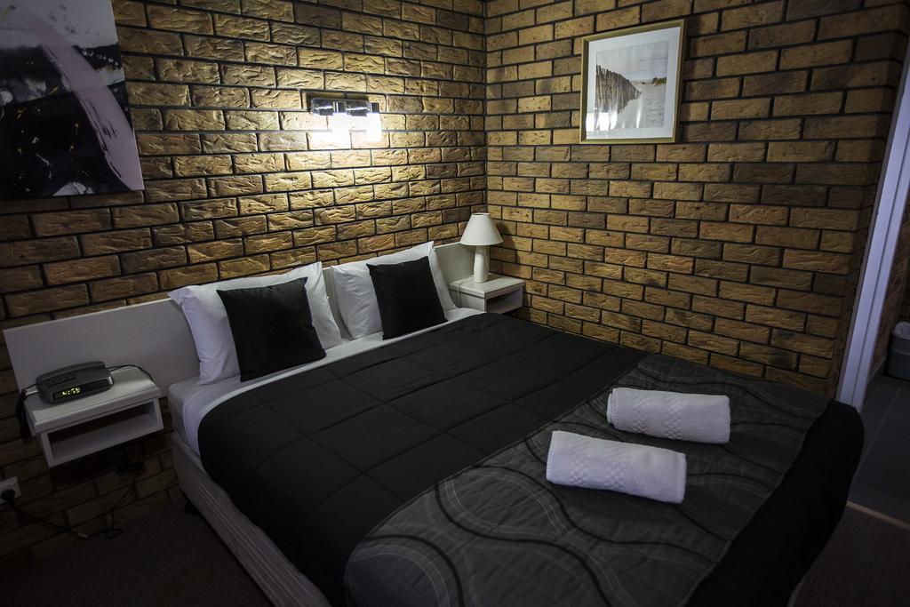Park House Motor Inn Oakey ภายนอก รูปภาพ